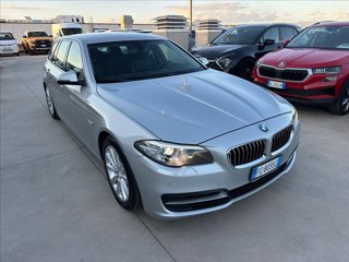 BMW 520d Touring Luxury 190cv