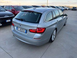 BMW 520d Touring Luxury 190cv