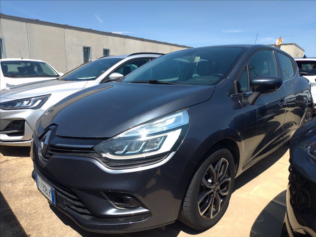 RENAULT Clio 1.2 16v Duel 75cv