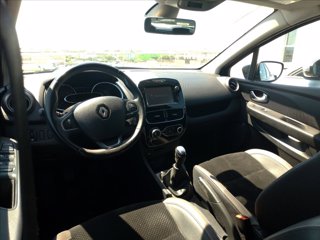 RENAULT Clio 1.2 16v Duel 75cv